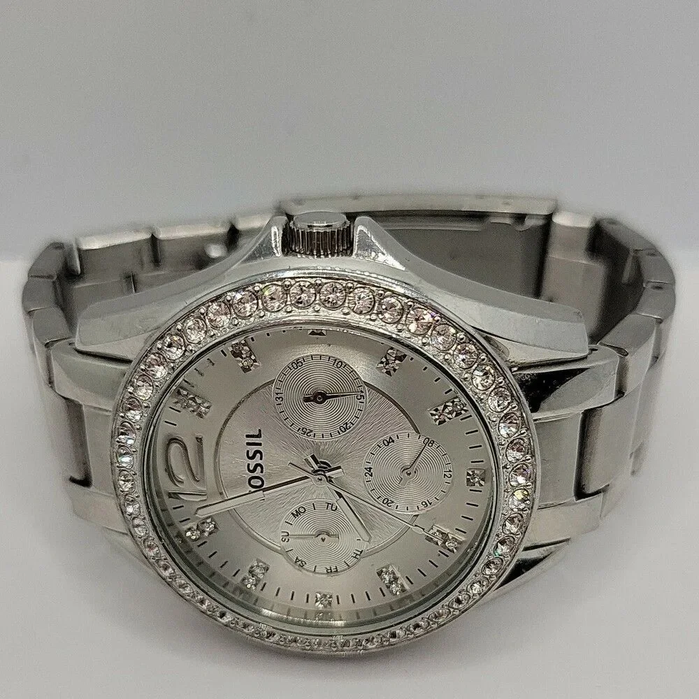 FOSSIL Riley ES3202 Women Stainless Steel Analog Silver Dial Quartz Watch AM785